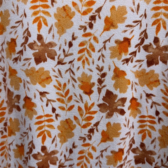 Muk Luks Plus 2X Cozy Fall Sweater Top‎ | Soft Autumn Floral Pullover - Picture 3 of 8